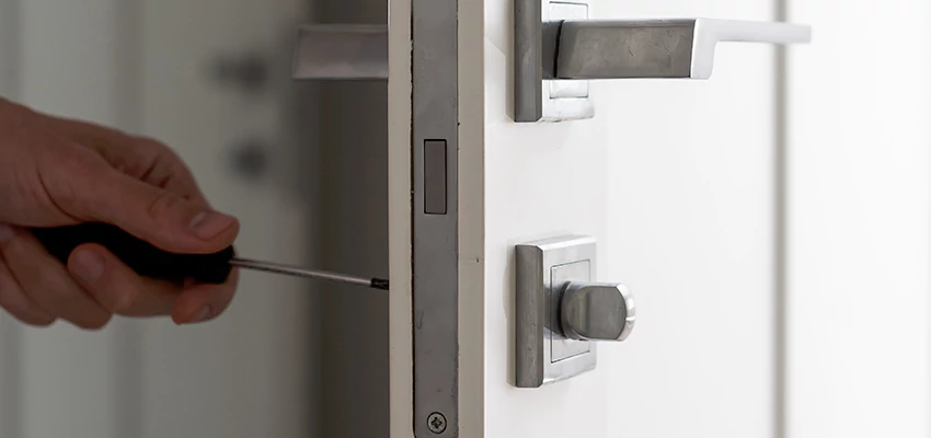 Key Programming Locksmith Open Now in Fontana, California